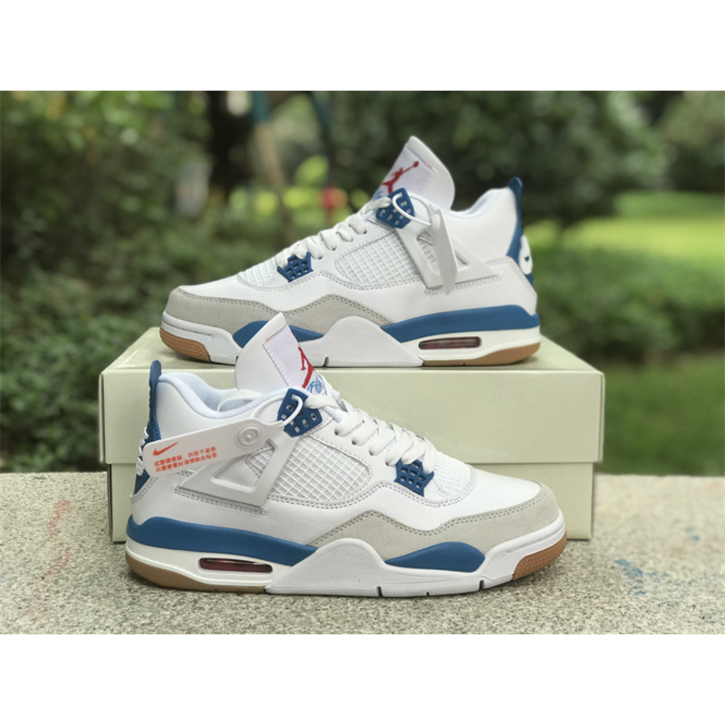 Jordan Retro 4 Sneaker Blue And Grey