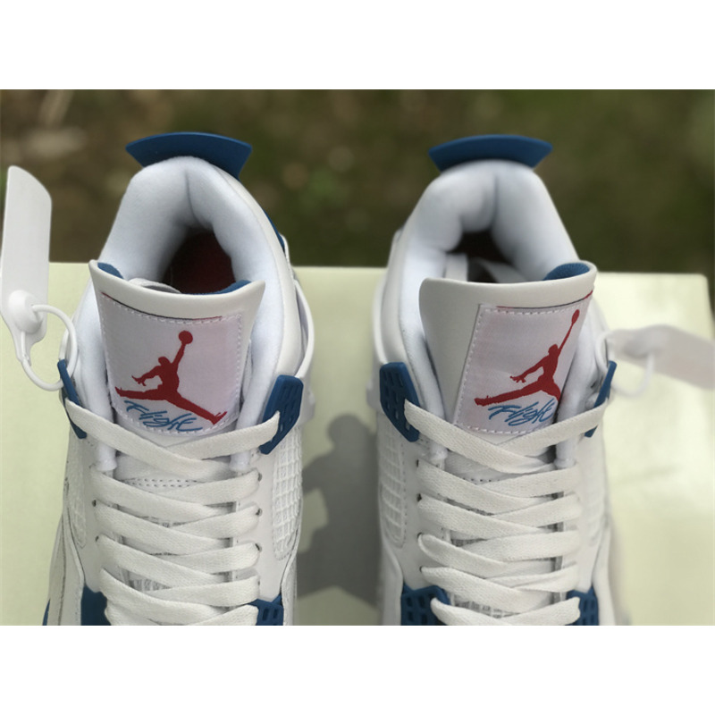 Jordan Retro 4 Sneaker Blue And Grey