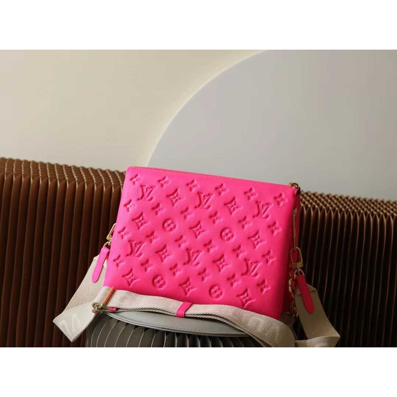 l**is V*t*n coussin crossbody bicolor pink