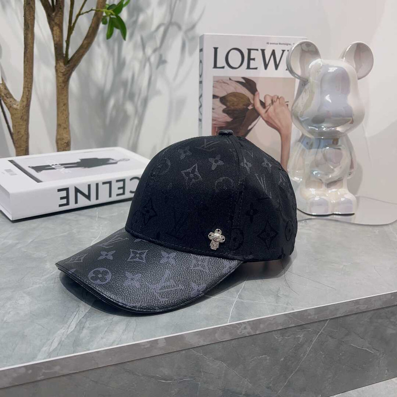 l**is V*t*n monogram jacquard leather baseball cap all black