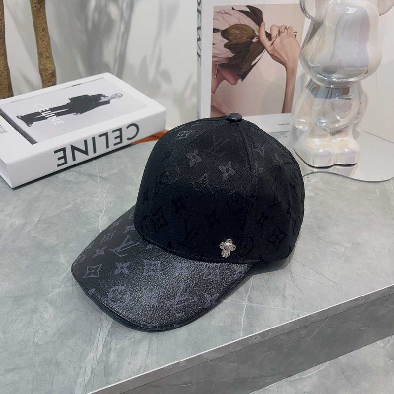 l**is V*t*n monogram jacquard leather baseball cap all black