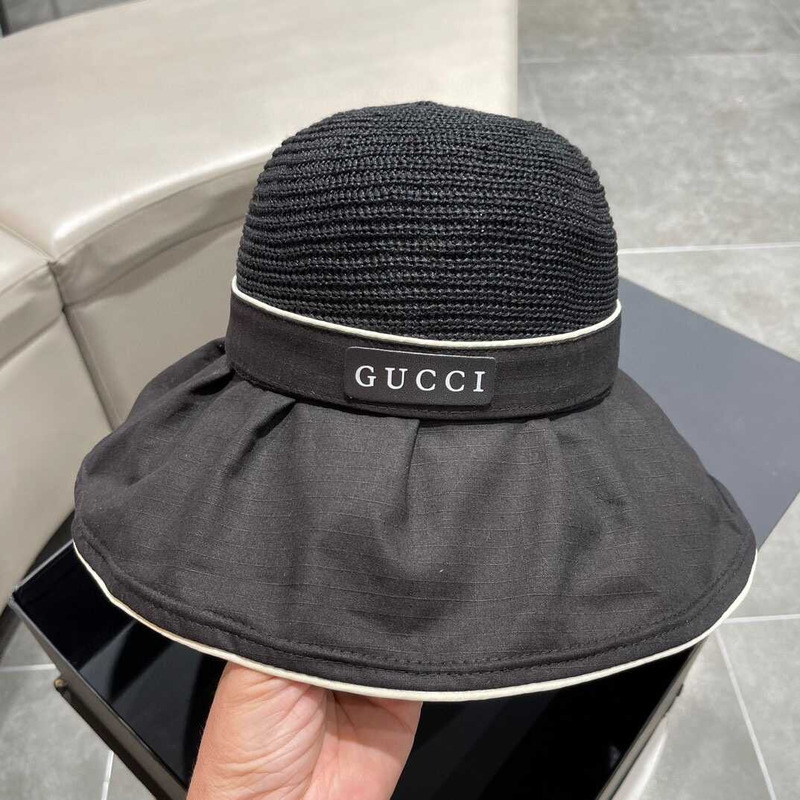 G*u*i sun hat black