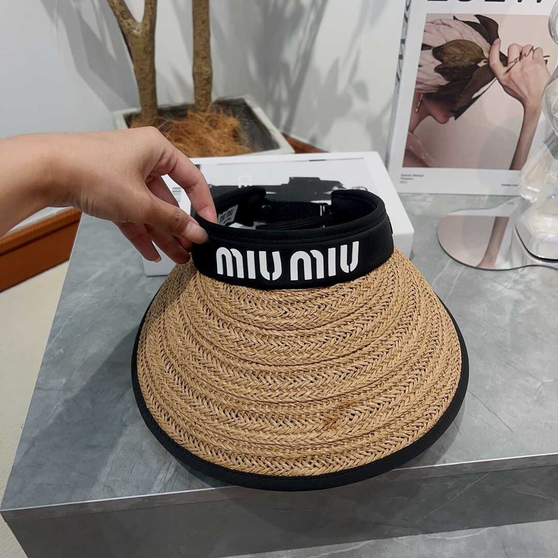 Miu Miu Straw Duck Tongue Empty Top Hat Brown