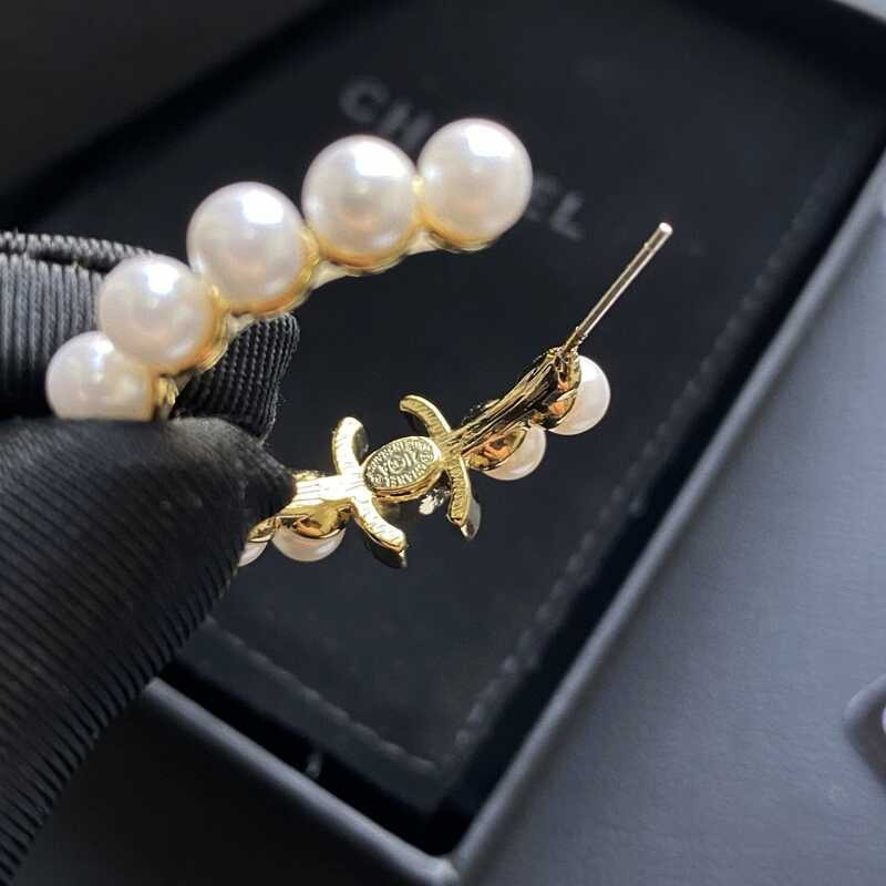 Ch*el hoop earrings metal and imitation pearls gold and pearl white