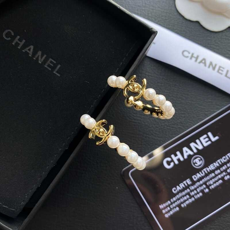 Ch*el hoop earrings metal and imitation pearls gold and pearl white