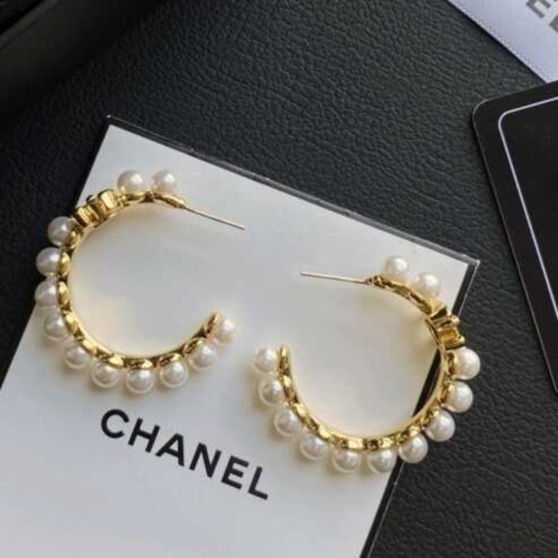 Ch*el hoop earrings metal and imitation pearls gold and pearl white