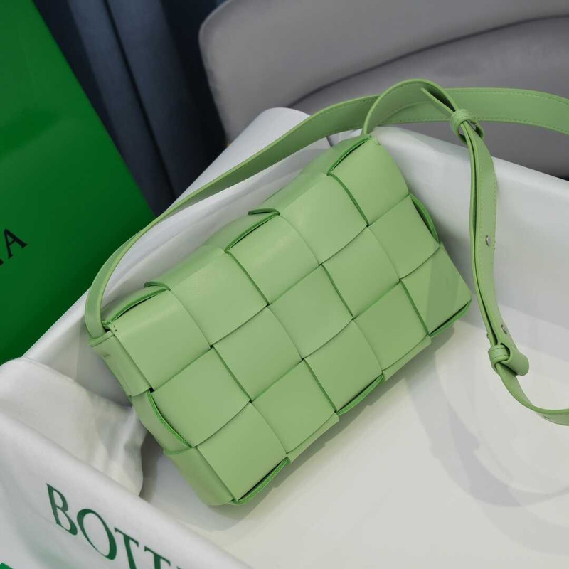 Bo*te*ga ve*ne*taBo*te*ga ve*ne*ta crossbody bag women green