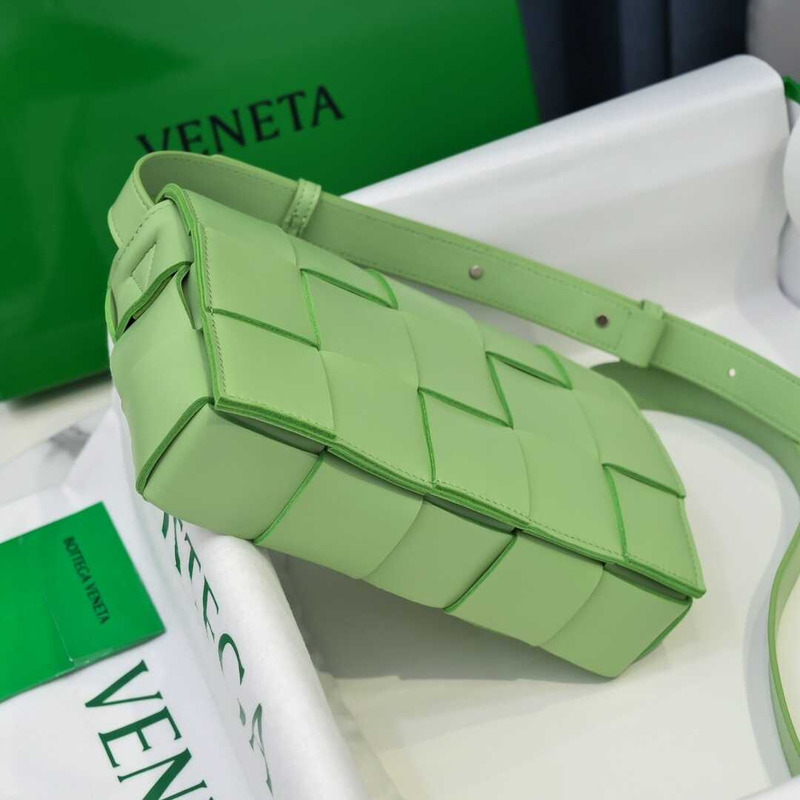 Bo*te*ga ve*ne*taBo*te*ga ve*ne*ta crossbody bag women green