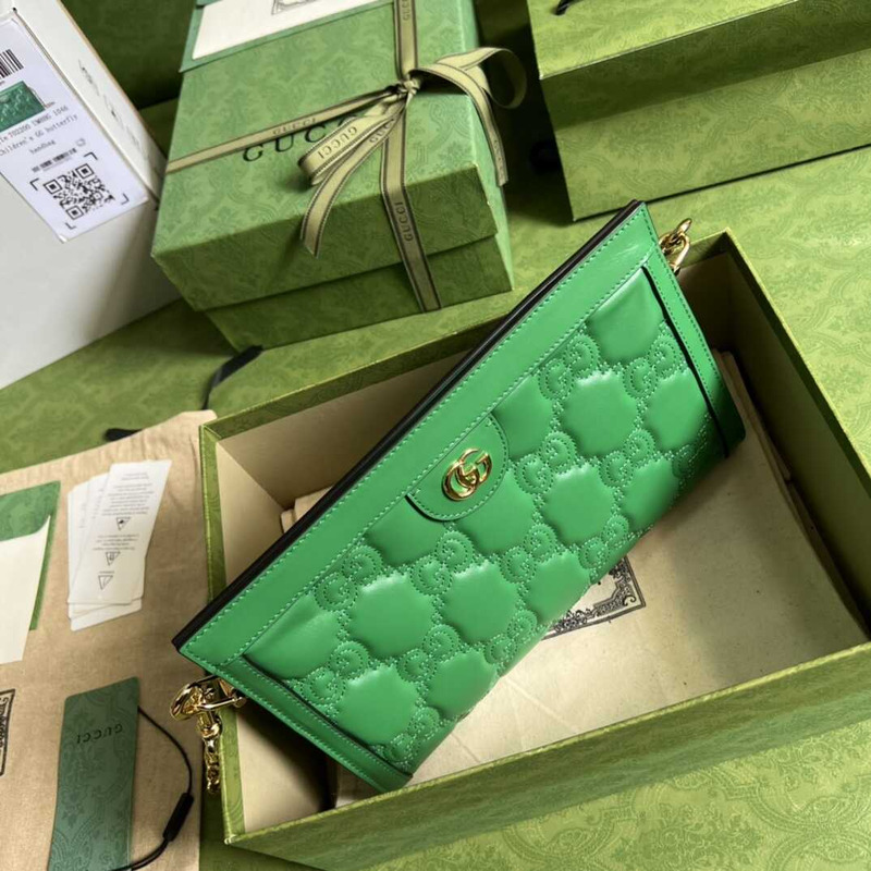 G*u*i gg matelasse small bag green leather