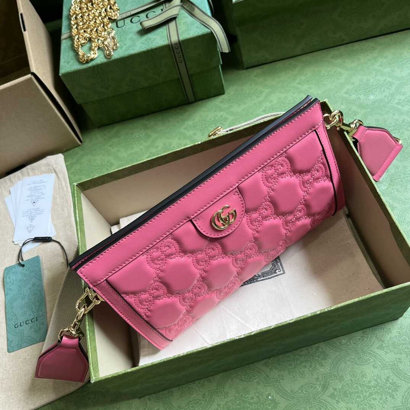 G*u*i gg matelasse small bag pink leather