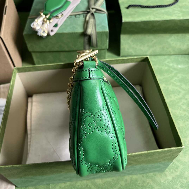 G*u*i gg matelasse leather bag green