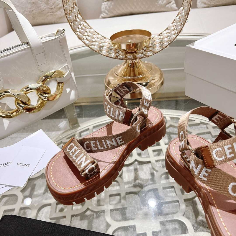 Ce**e strappy chunky sandals pink