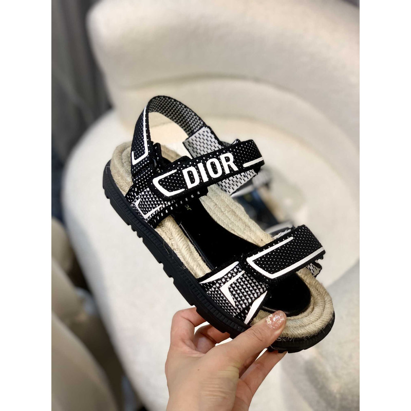 D*or straw sandals black