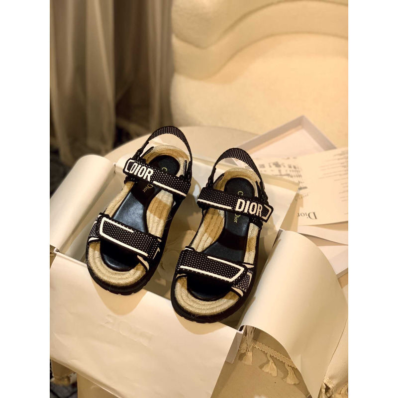 D*or straw sandals black