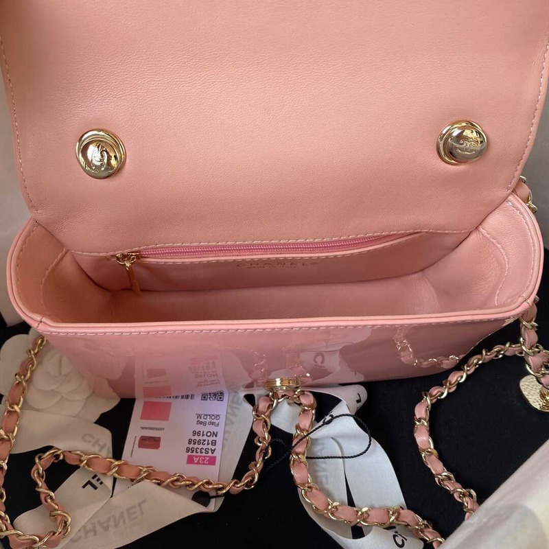 Ch*el 2023 patent leather camellia catwalk style chain bag pink