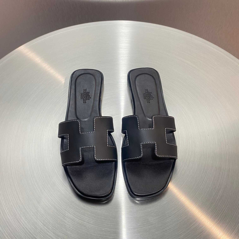 H**mes oran leather sandal black