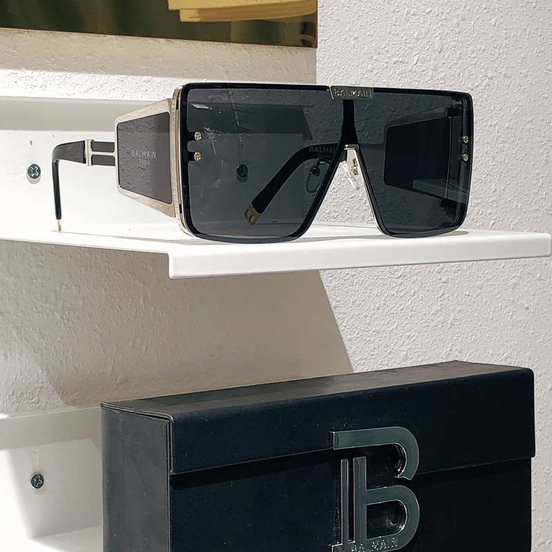 Balmain Eyewear Wonder Boy Oversized Frame Sunglasses