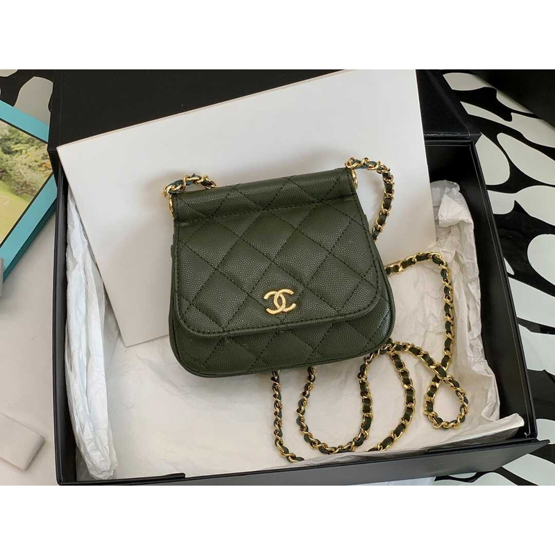 Ch*el 22k zipper flap bag green