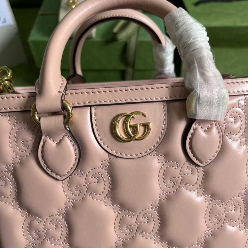 G*u*i gg quilted mini handle bag pink