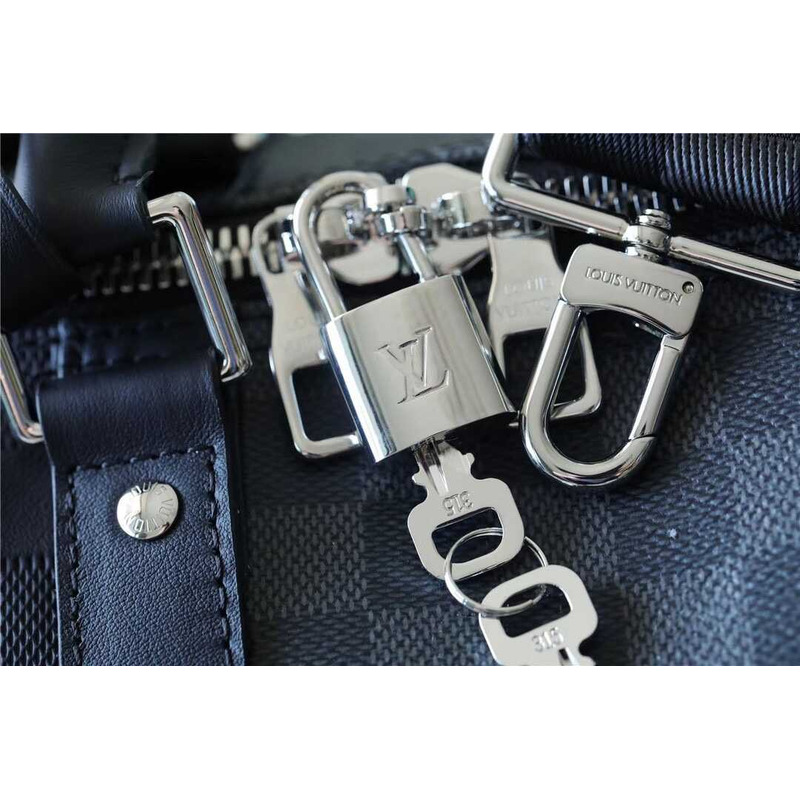 l**is V*t*n keepall 50 black