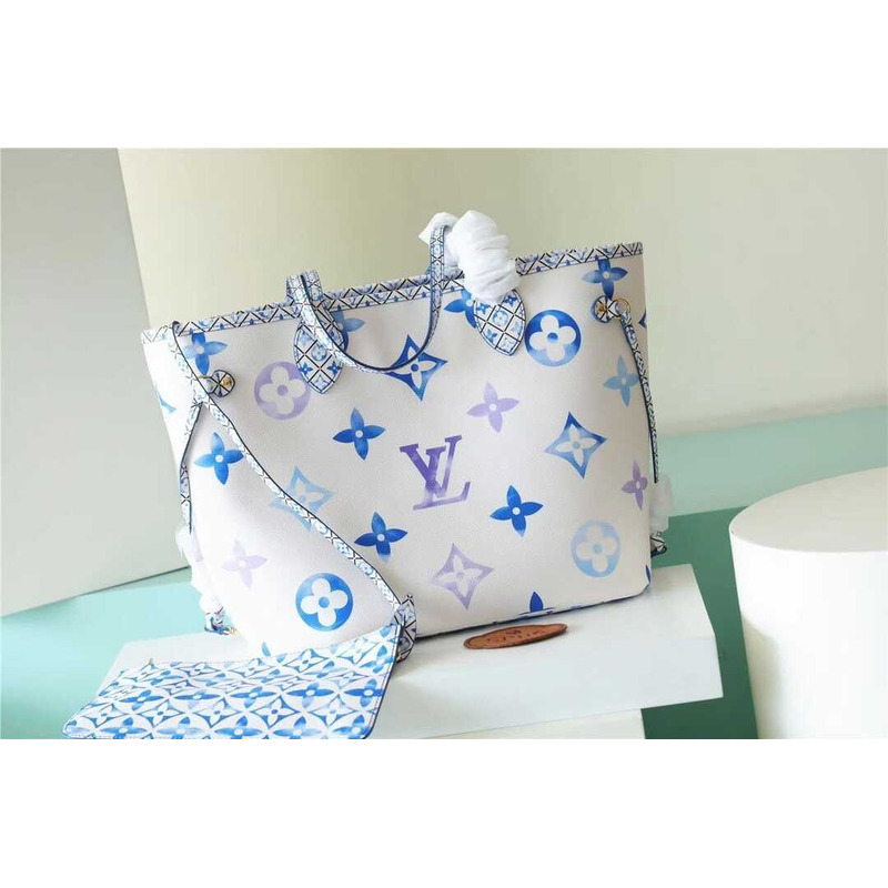 l**is V*t*n  neverfull mm monogram blue