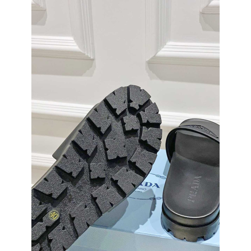 Pra*a rubber slippers black