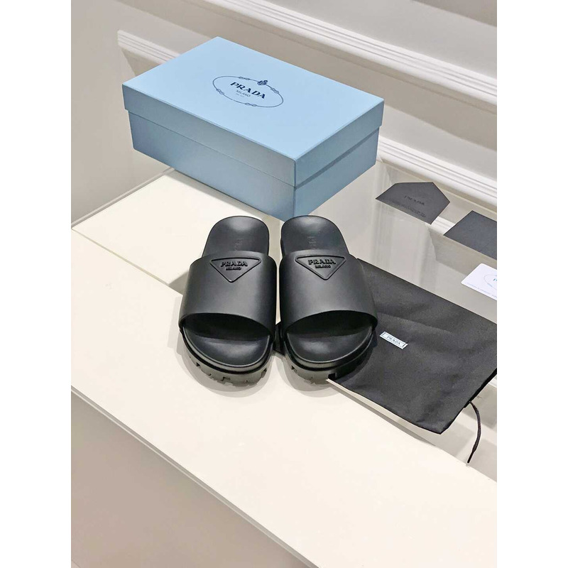 Pra*a rubber slippers black