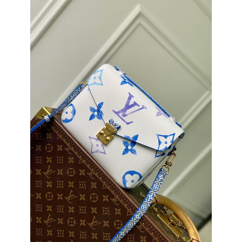 l**is V*t*n pochette metis mm blue