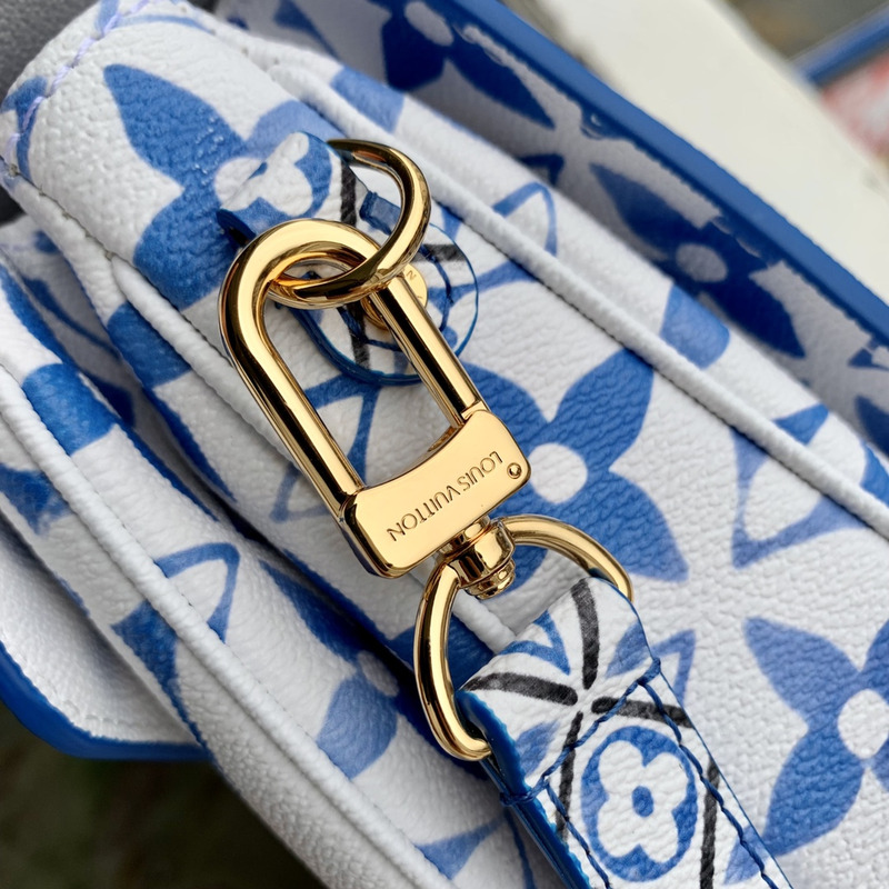 l**is V*t*n pochette metis mm blue