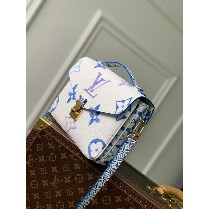 l**is V*t*n pochette metis mm blue