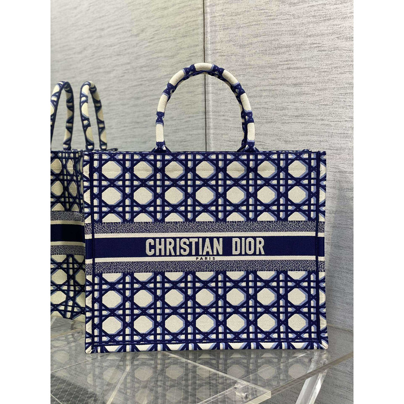 D*or book tote blue