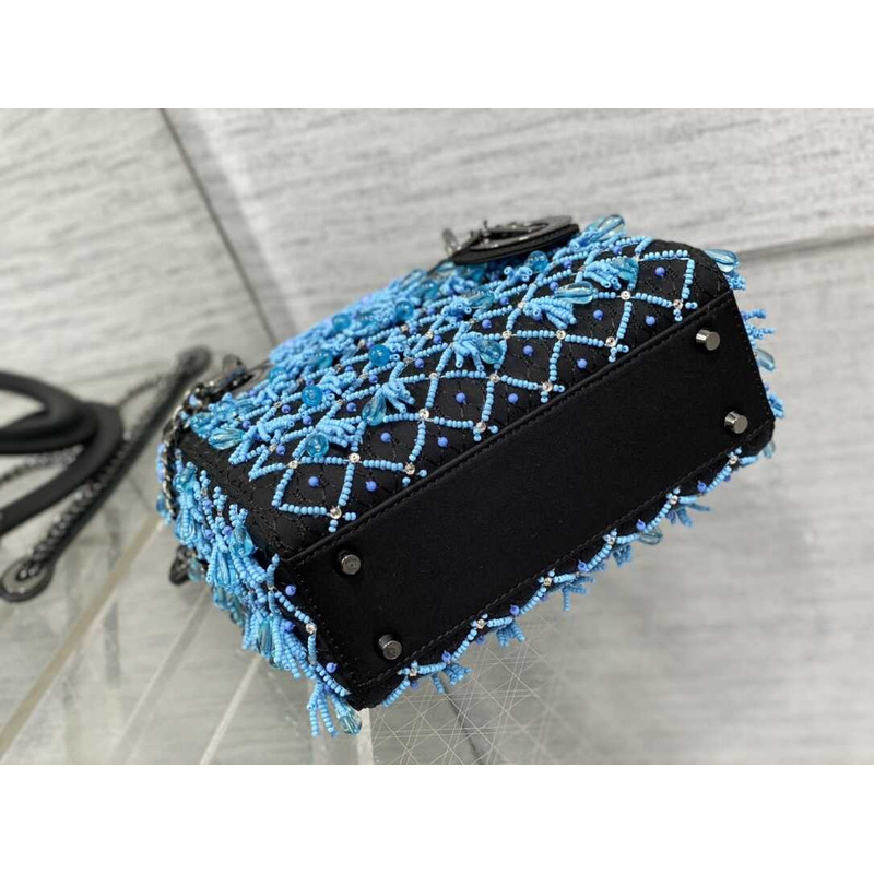 D*or ladyD*or beaded woven bag blue