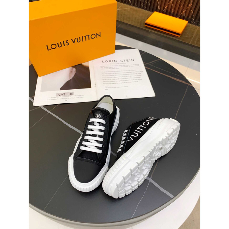 l**is V*t*n lv squad sneaker black