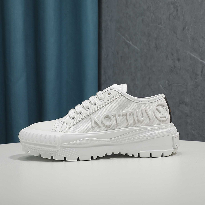 l**is V*t*n lv squad sneaker white