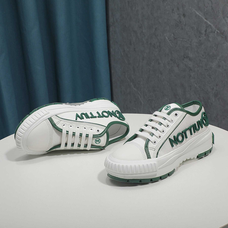 l**is V*t*n lv squad sneaker green