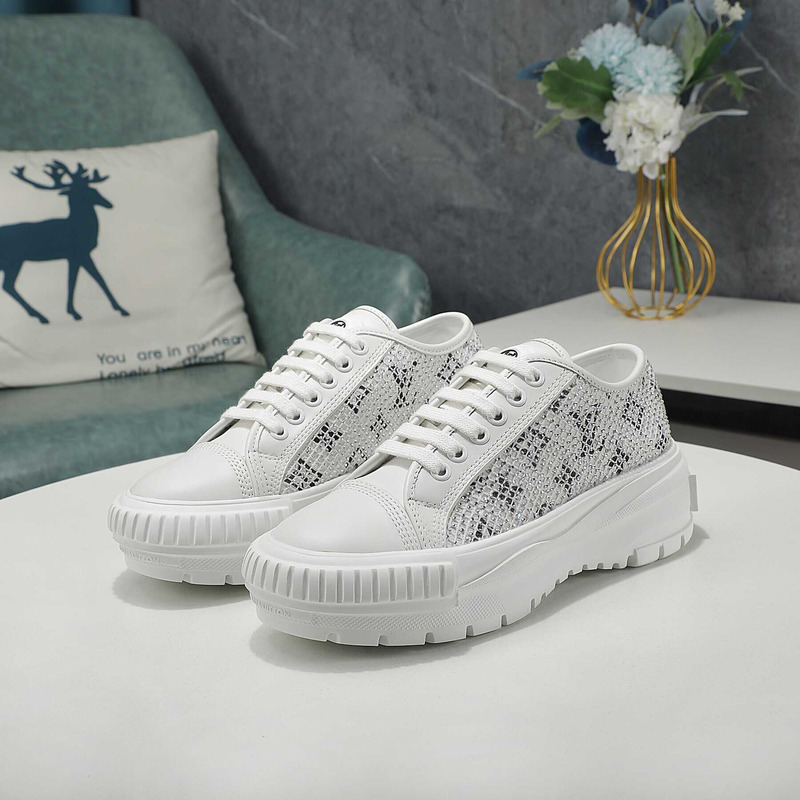 l**is V*t*n lv squad sneaker white