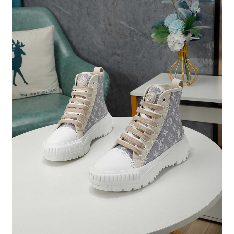 l**is V*t*n lv squad sneakers high top grey