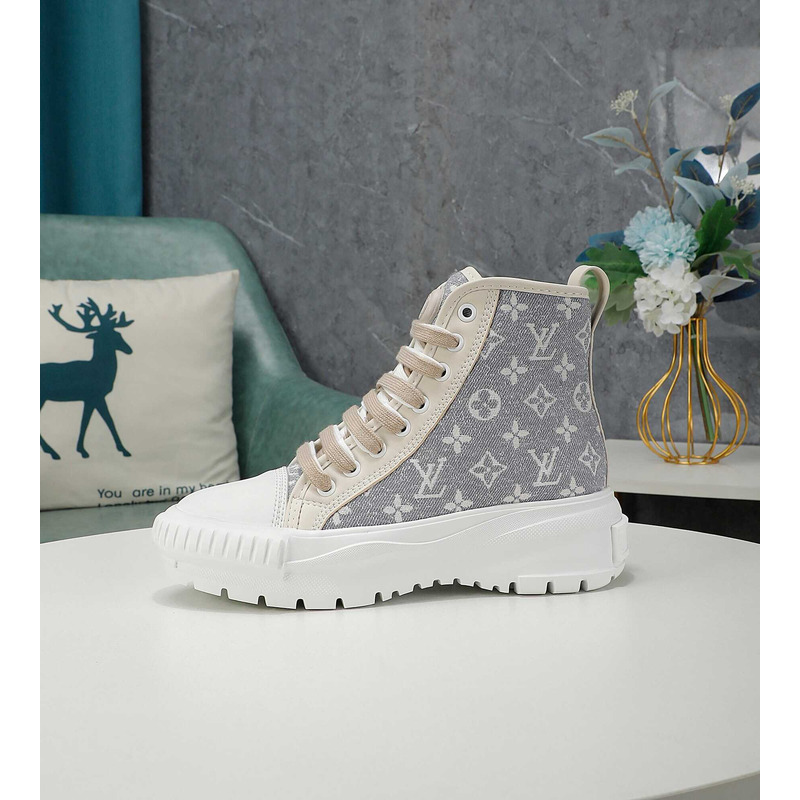 l**is V*t*n lv squad sneakers high top grey