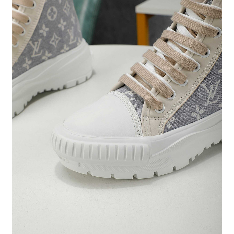 l**is V*t*n lv squad sneakers high top grey