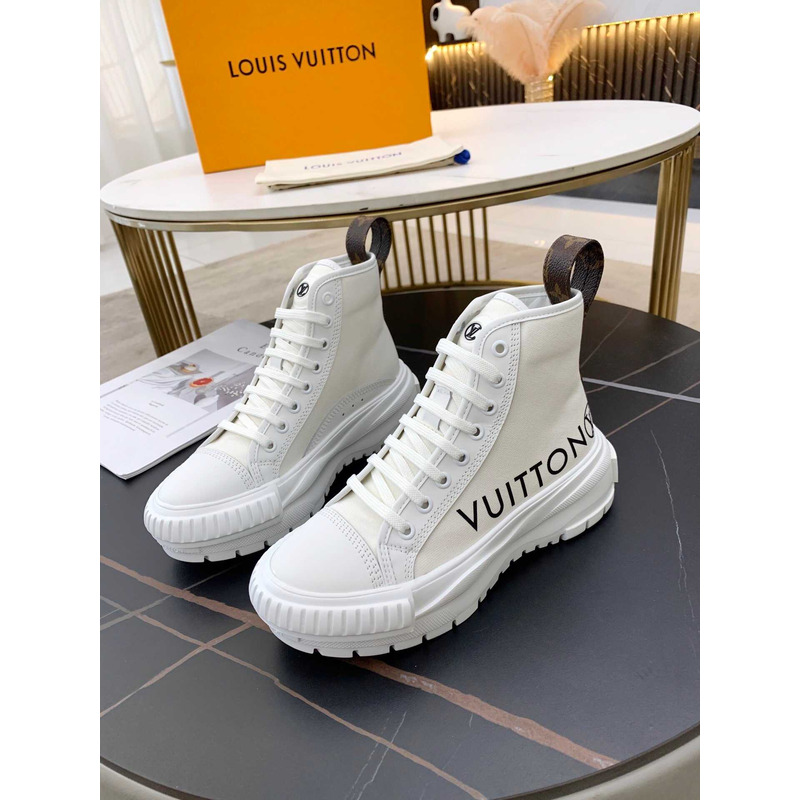 l**is V*t*n squad boot logo canvas white