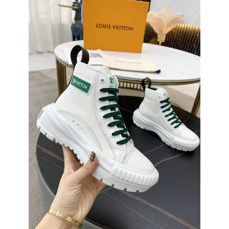 l**is V*t*n lv squad sneaker high top green