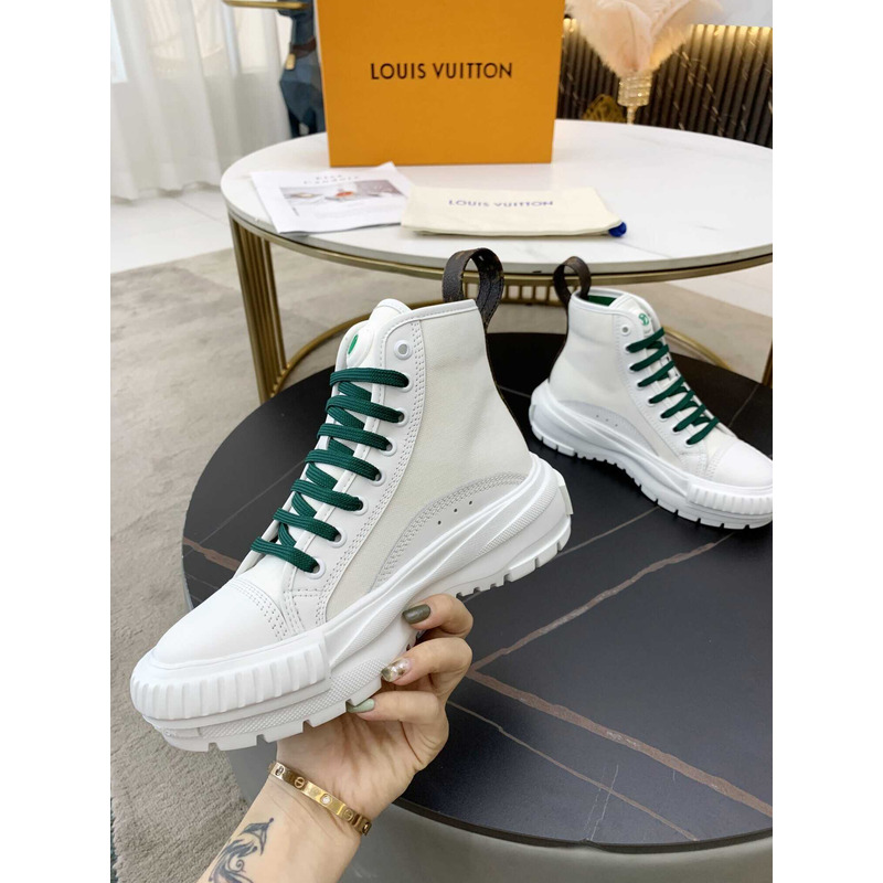 l**is V*t*n lv squad sneaker high top green