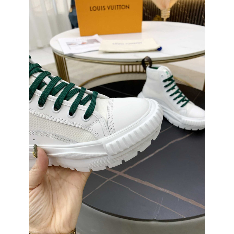 l**is V*t*n lv squad sneaker high top green