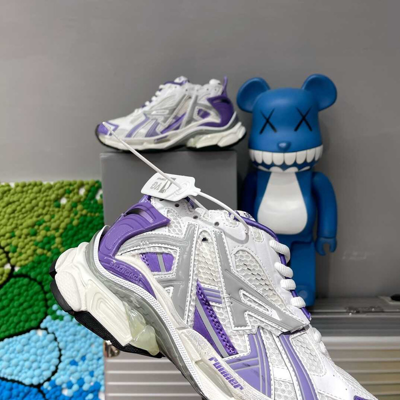 Ba*len*cia*ga runner low-top sneakers purple