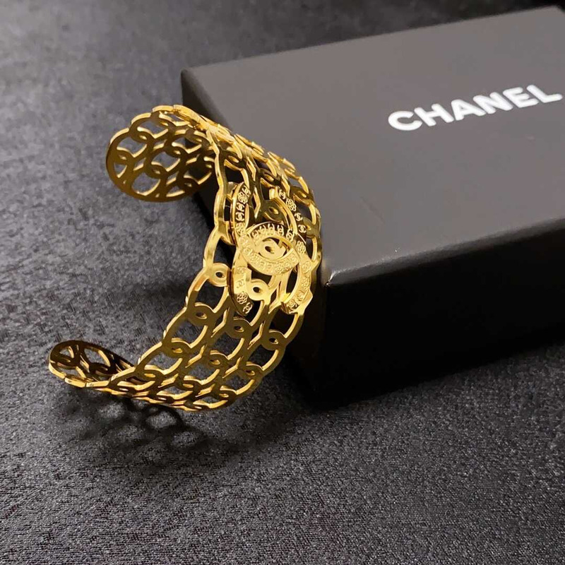 Ch*el cc logo gold open bracelet