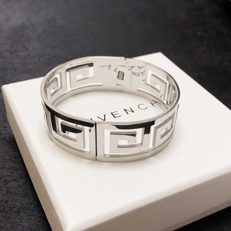 Givenchy Classic Big Logo Bracelet Silver