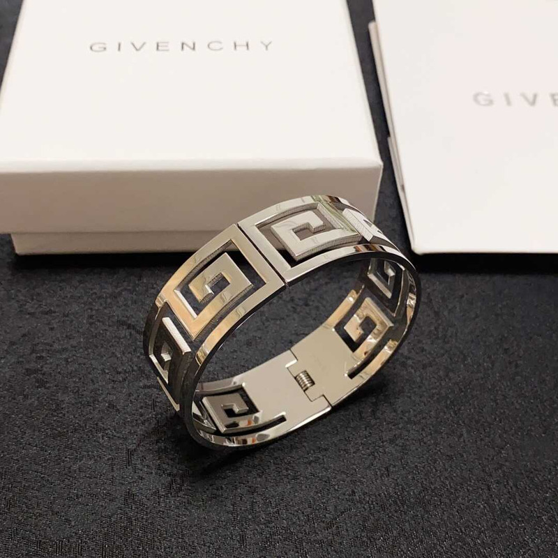 Givenchy Classic Big Logo Bracelet Silver