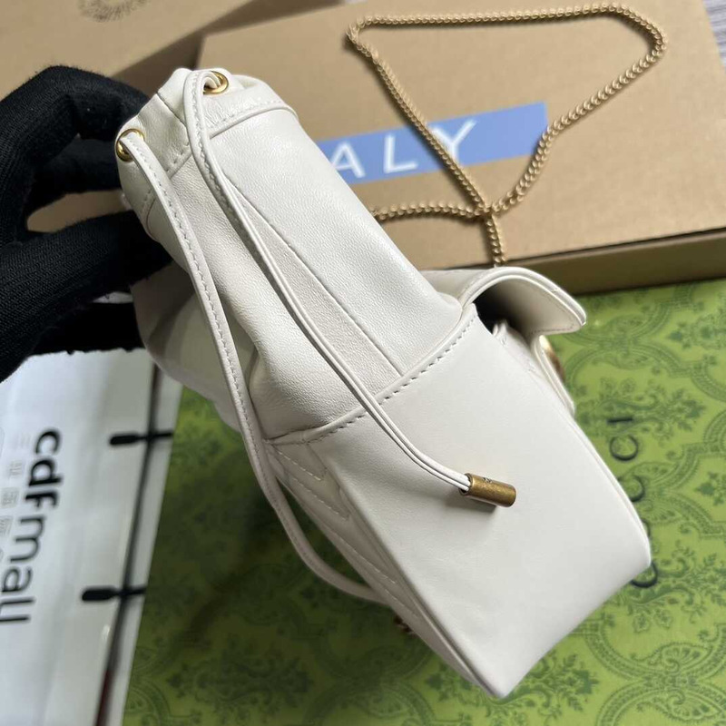 G*u*i gg marmont mini bucket bag white