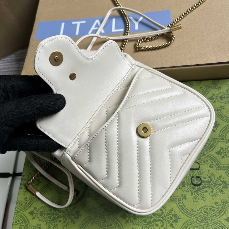 G*u*i gg marmont mini bucket bag white