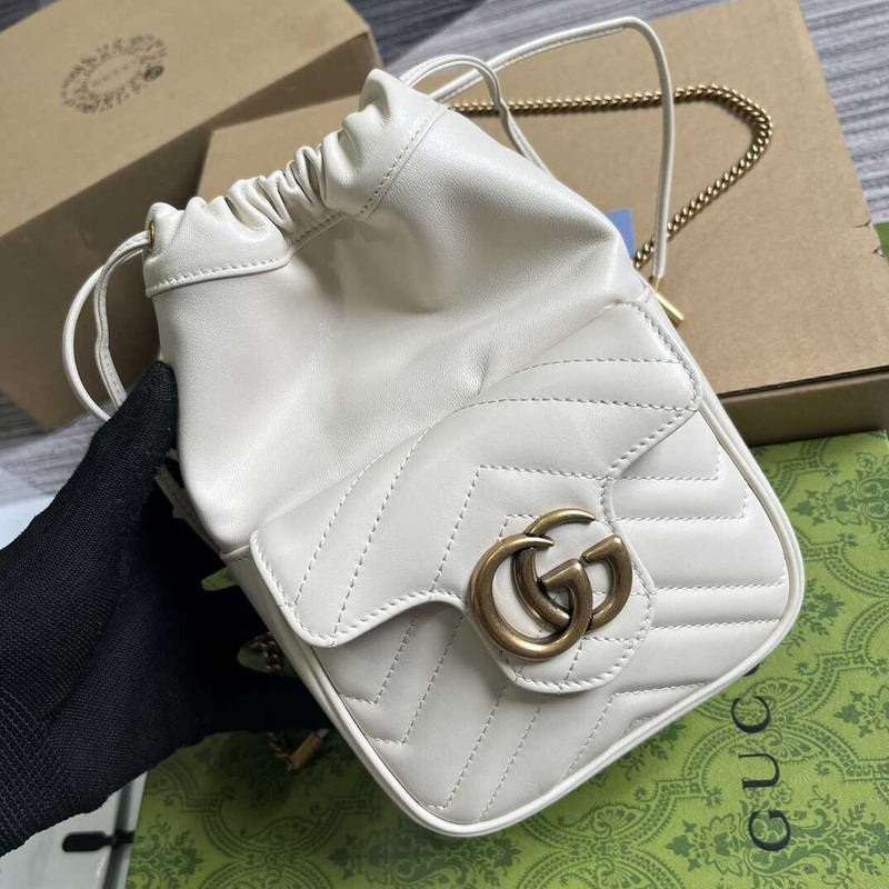 G*u*i gg marmont mini bucket bag white